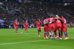 九游体育下载-德甲窗口期走向成谜，布鲁克林篮网扳平良机，质疑声仍在，轮换策略成焦点-九游体育下载